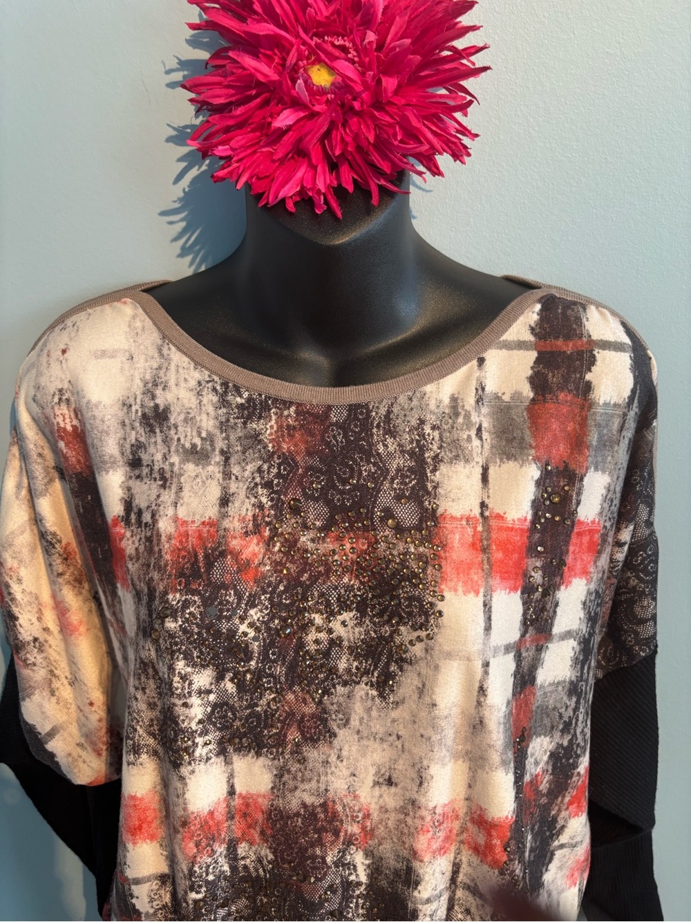 VEX Collection Abstract Print Batwing Pullover Sweater size Large - Picture 6 of 11